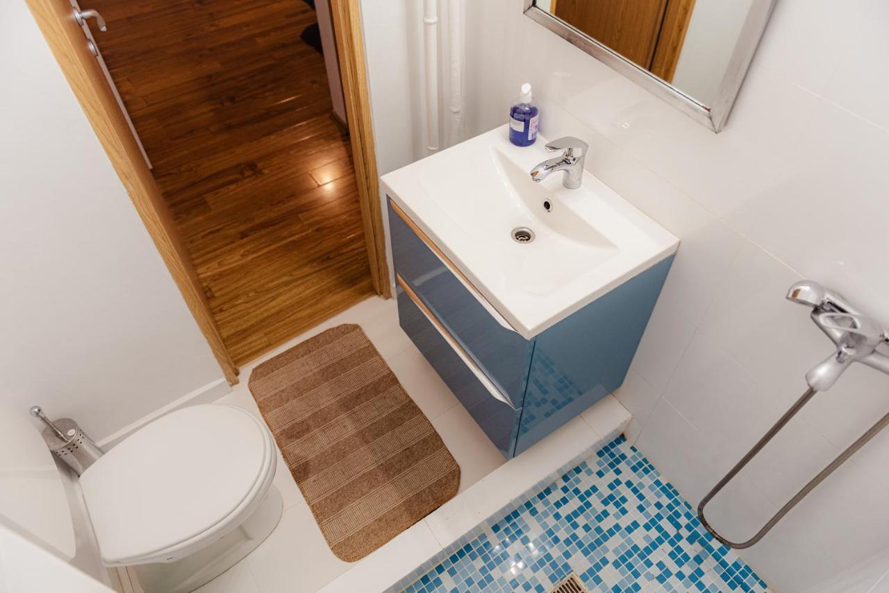 City Center Downtown Apartment Bukarest Kültér fotó