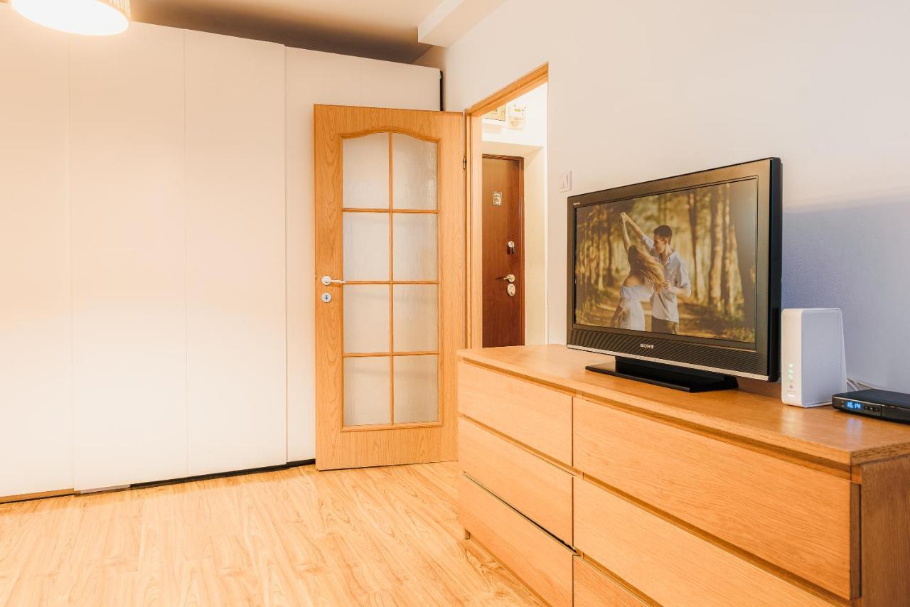 City Center Downtown Apartment Bukarest Kültér fotó